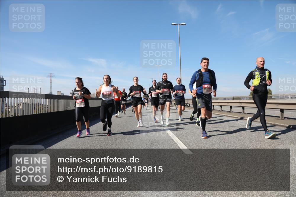 03.10.2025 - Köhlbrandbrückenlauf Yannick Fuchs http://msf.ph/oto/9189815 03.10.2025 11:49:35 Position 3  meine-sportfotos.de