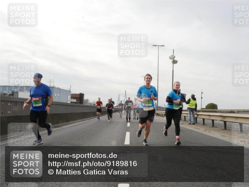03.10.2025 - Köhlbrandbrückenlauf Matties Gatica Varas http://msf.ph/oto/9189816 03.10.2025 15:59:33 Position 3  meine-sportfotos.de