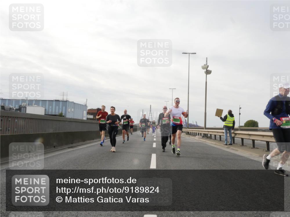 03.10.2025 - Köhlbrandbrückenlauf Matties Gatica Varas http://msf.ph/oto/9189824 03.10.2025 15:59:35 Position 3  meine-sportfotos.de
