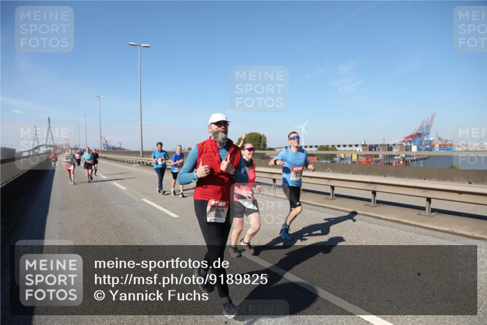 03.10.2025 - Köhlbrandbrückenlauf Yannick Fuchs http://msf.ph/oto/9189825 03.10.2025 12:09:40 Position 3  meine-sportfotos.de