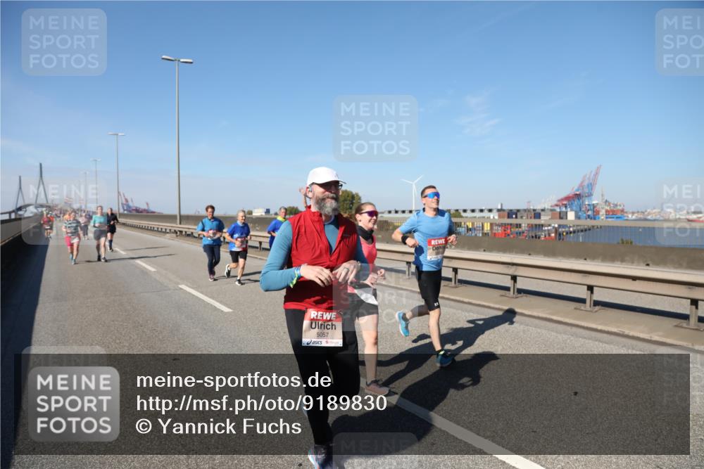 03.10.2025 - Köhlbrandbrückenlauf Yannick Fuchs http://msf.ph/oto/9189830 03.10.2025 12:09:40 Position 3 5057 meine-sportfotos.de