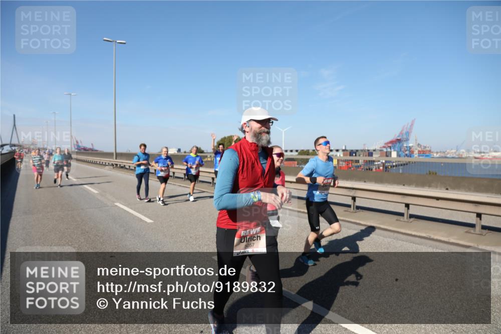 03.10.2025 - Köhlbrandbrückenlauf Yannick Fuchs http://msf.ph/oto/9189832 03.10.2025 12:09:40 Position 3 5057 meine-sportfotos.de