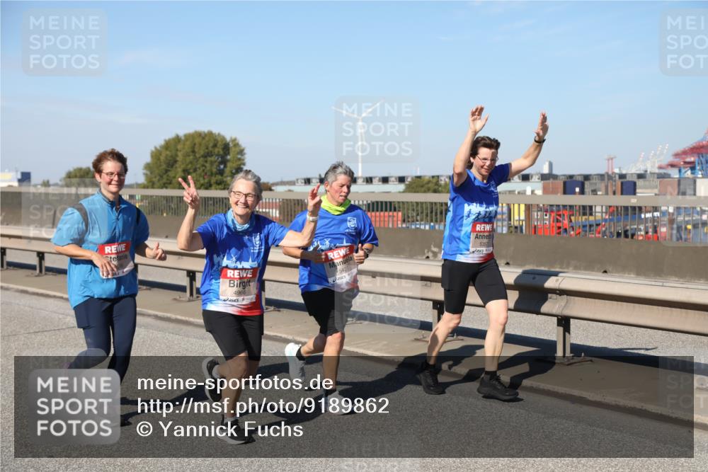 03.10.2025 - Köhlbrandbrückenlauf Yannick Fuchs http://msf.ph/oto/9189862 03.10.2025 12:09:42 Position 3 4966, 5427, 5357 meine-sportfotos.de