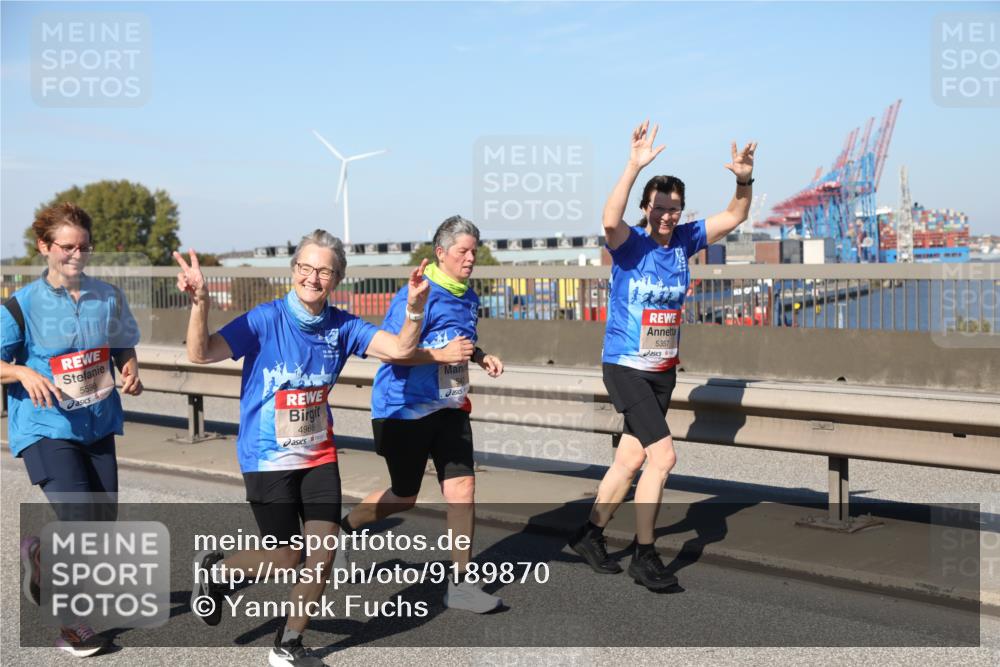 03.10.2025 - Köhlbrandbrückenlauf Yannick Fuchs http://msf.ph/oto/9189870 03.10.2025 12:09:42 Position 3 5598, 4966, 5357 meine-sportfotos.de