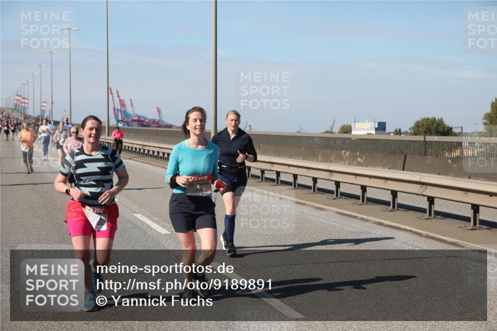 03.10.2025 - Köhlbrandbrückenlauf Yannick Fuchs http://msf.ph/oto/9189891 03.10.2025 12:09:44 Position 3  meine-sportfotos.de