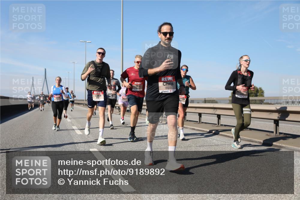 03.10.2025 - Köhlbrandbrückenlauf Yannick Fuchs http://msf.ph/oto/9189892 03.10.2025 11:49:39 Position 3 476, 6323 meine-sportfotos.de