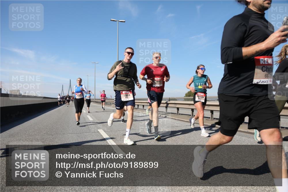 03.10.2025 - Köhlbrandbrückenlauf Yannick Fuchs http://msf.ph/oto/9189899 03.10.2025 11:49:40 Position 3 4761, 15, 6323 meine-sportfotos.de