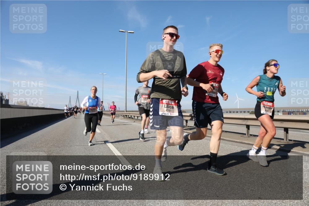 03.10.2025 - Köhlbrandbrückenlauf Yannick Fuchs http://msf.ph/oto/9189912 03.10.2025 11:49:40 Position 3 4761 meine-sportfotos.de