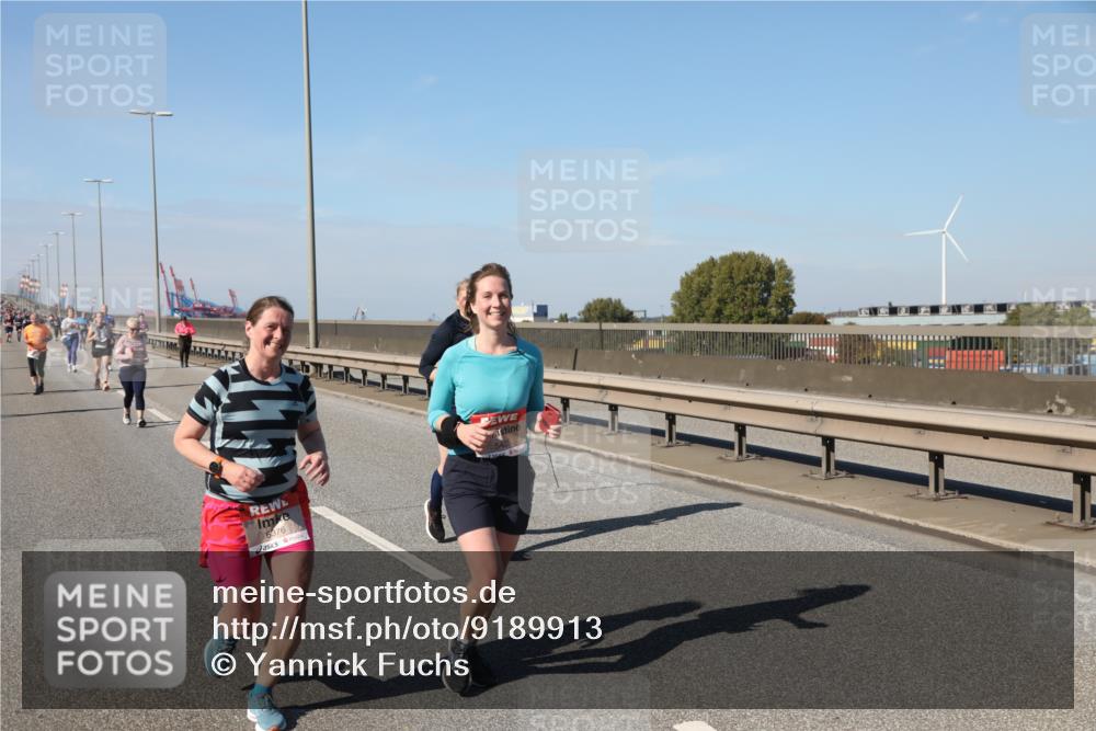 03.10.2025 - Köhlbrandbrückenlauf Yannick Fuchs http://msf.ph/oto/9189913 03.10.2025 12:09:45 Position 3 6376 meine-sportfotos.de