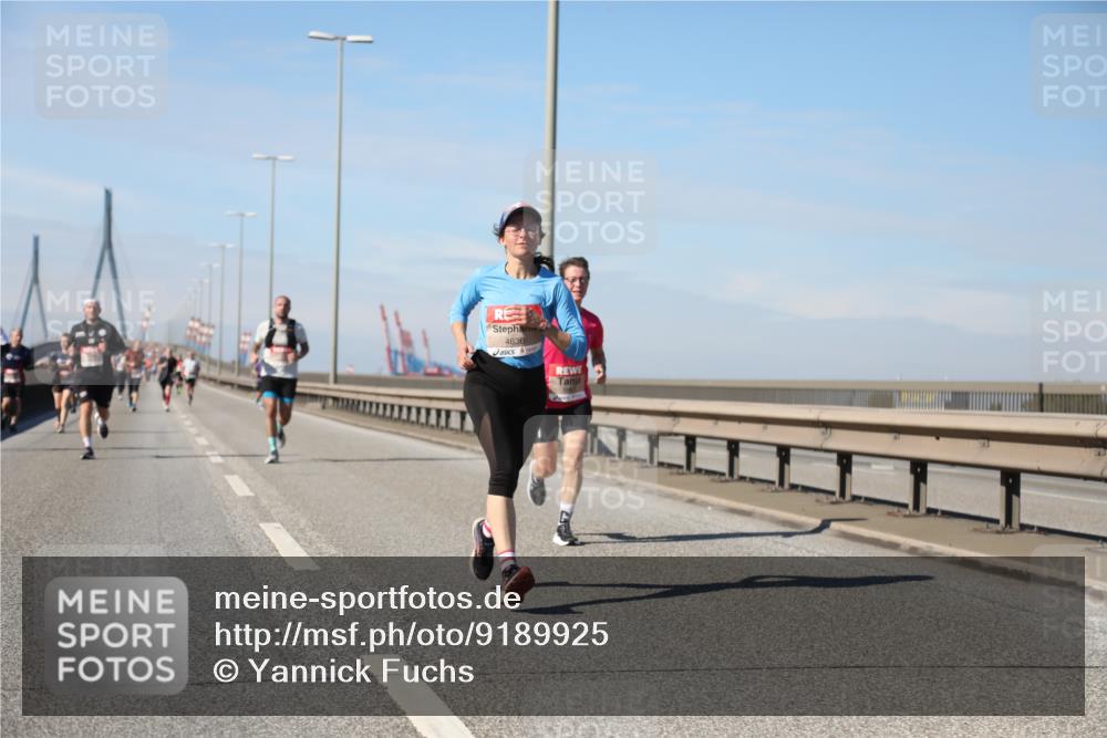 03.10.2025 - Köhlbrandbrückenlauf Yannick Fuchs http://msf.ph/oto/9189925 03.10.2025 11:49:42 Position 3 4636 meine-sportfotos.de