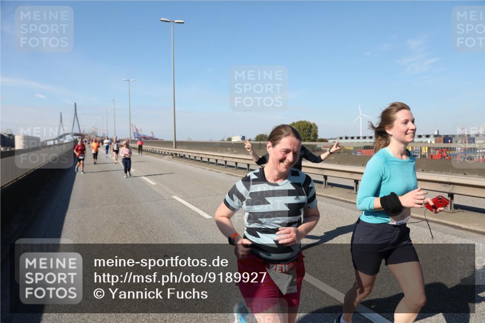 03.10.2025 - Köhlbrandbrückenlauf Yannick Fuchs http://msf.ph/oto/9189927 03.10.2025 12:09:46 Position 3  meine-sportfotos.de
