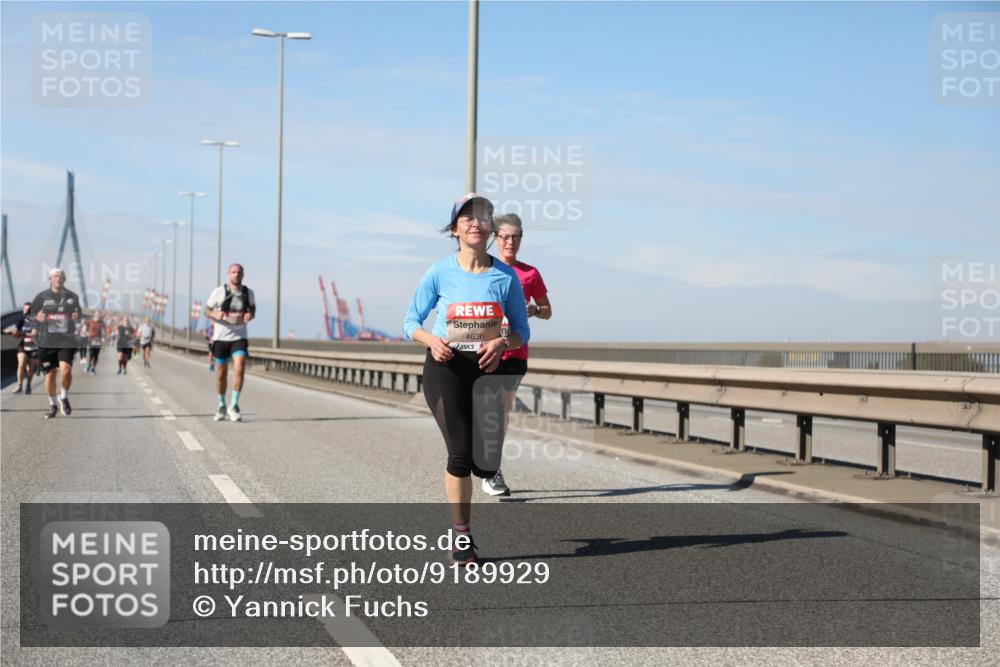 03.10.2025 - Köhlbrandbrückenlauf Yannick Fuchs http://msf.ph/oto/9189929 03.10.2025 11:49:42 Position 3 4636 meine-sportfotos.de