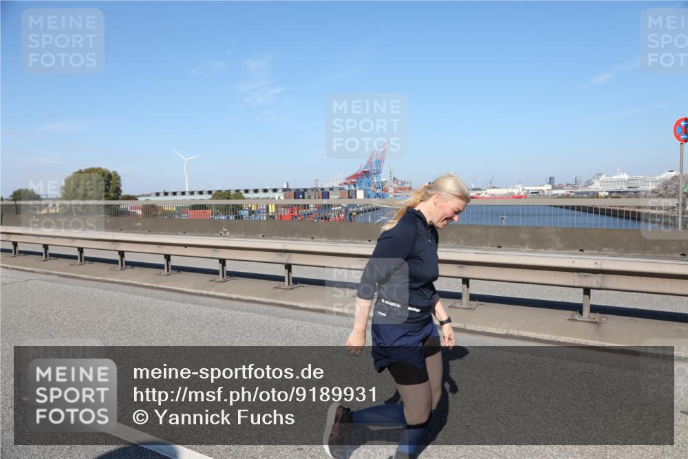 03.10.2025 - Köhlbrandbrückenlauf Yannick Fuchs http://msf.ph/oto/9189931 03.10.2025 12:09:47 Position 3  meine-sportfotos.de