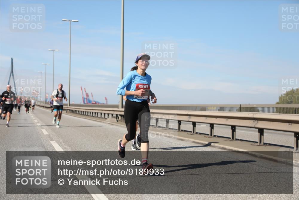 03.10.2025 - Köhlbrandbrückenlauf Yannick Fuchs http://msf.ph/oto/9189933 03.10.2025 11:49:42 Position 3  meine-sportfotos.de
