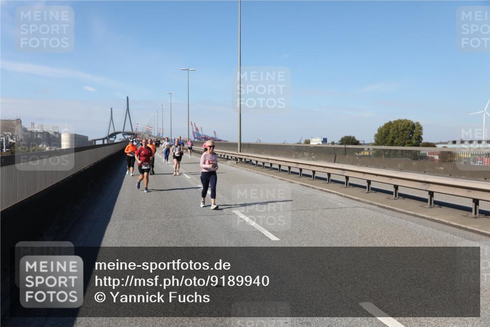 03.10.2025 - Köhlbrandbrückenlauf Yannick Fuchs http://msf.ph/oto/9189940 03.10.2025 12:09:48 Position 3  meine-sportfotos.de