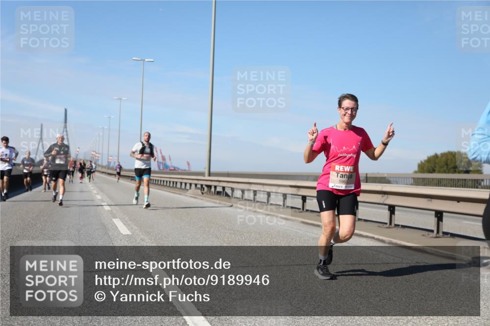 03.10.2025 - Köhlbrandbrückenlauf Yannick Fuchs http://msf.ph/oto/9189946 03.10.2025 11:49:43 Position 3 5963 meine-sportfotos.de