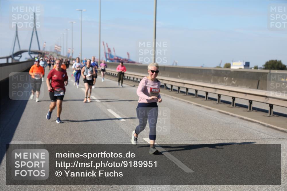 03.10.2025 - Köhlbrandbrückenlauf Yannick Fuchs http://msf.ph/oto/9189951 03.10.2025 12:09:49 Position 3  meine-sportfotos.de
