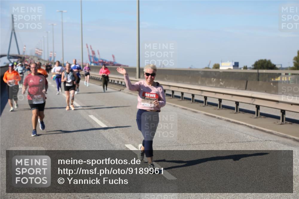 03.10.2025 - Köhlbrandbrückenlauf Yannick Fuchs http://msf.ph/oto/9189961 03.10.2025 12:09:49 Position 3  meine-sportfotos.de