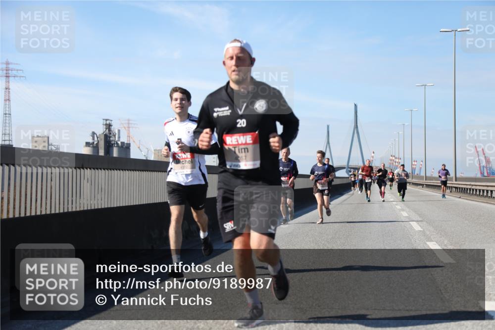 03.10.2025 - Köhlbrandbrückenlauf Yannick Fuchs http://msf.ph/oto/9189987 03.10.2025 11:49:47 Position 3 4312, 20 meine-sportfotos.de