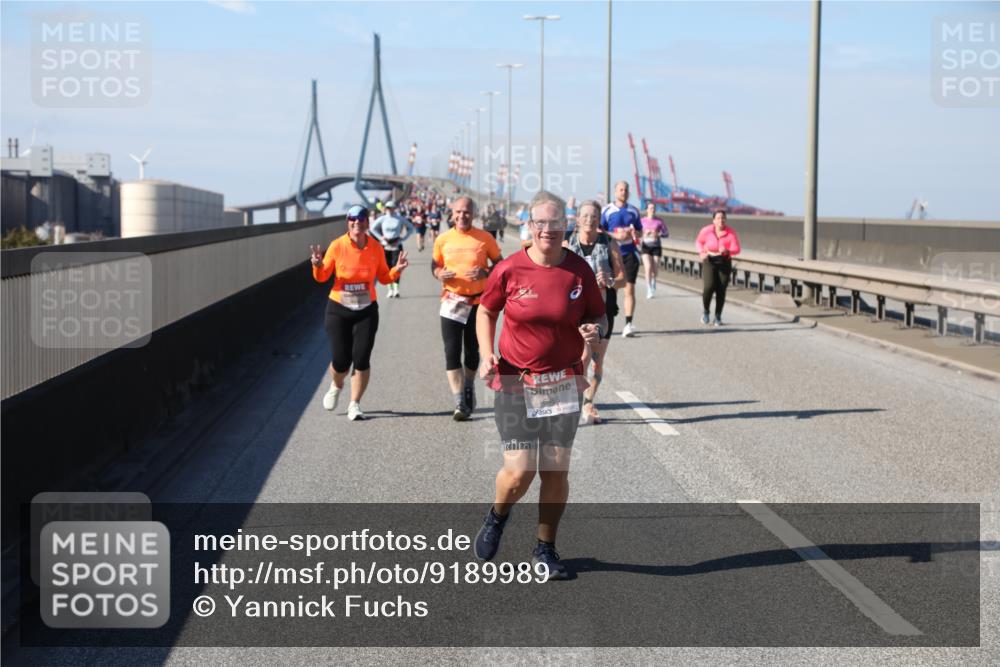 03.10.2025 - Köhlbrandbrückenlauf Yannick Fuchs http://msf.ph/oto/9189989 03.10.2025 12:09:51 Position 3  meine-sportfotos.de