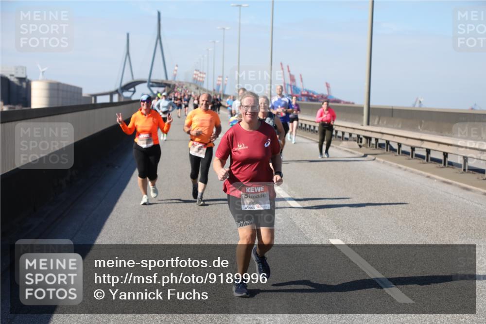 03.10.2025 - Köhlbrandbrückenlauf Yannick Fuchs http://msf.ph/oto/9189996 03.10.2025 12:09:52 Position 3 6486 meine-sportfotos.de