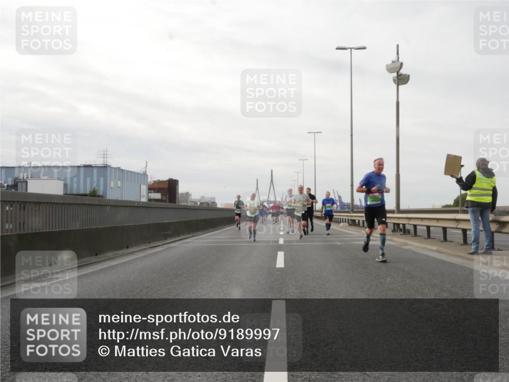 03.10.2025 - Köhlbrandbrückenlauf Matties Gatica Varas http://msf.ph/oto/9189997 03.10.2025 16:00:31 Position 3  meine-sportfotos.de