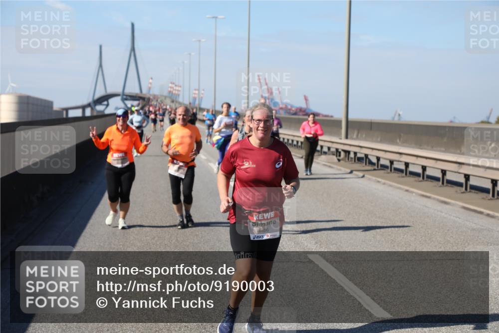 03.10.2025 - Köhlbrandbrückenlauf Yannick Fuchs http://msf.ph/oto/9190003 03.10.2025 12:09:52 Position 3 6486 meine-sportfotos.de