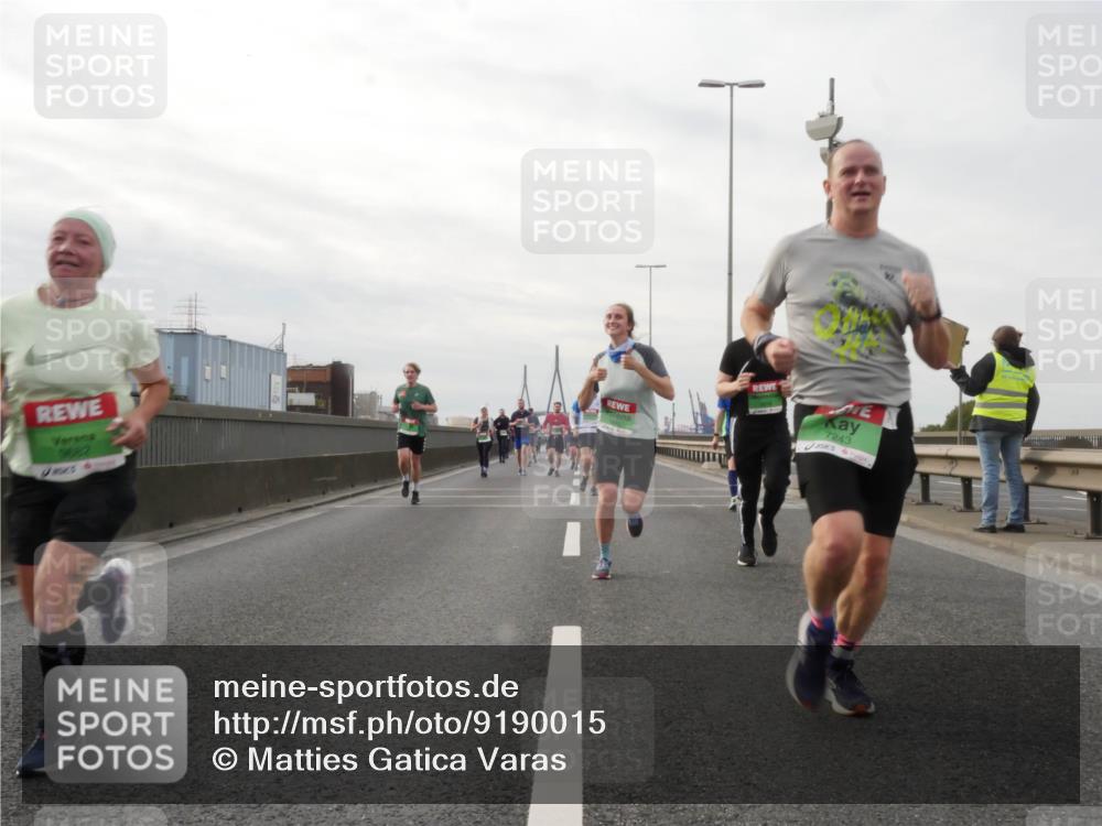 03.10.2025 - Köhlbrandbrückenlauf Matties Gatica Varas http://msf.ph/oto/9190015 03.10.2025 16:00:35 Position 3 9682, 7243 meine-sportfotos.de