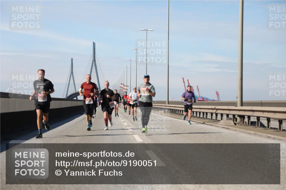 03.10.2025 - Köhlbrandbrückenlauf Yannick Fuchs http://msf.ph/oto/9190051 03.10.2025 11:49:52 Position 3  meine-sportfotos.de