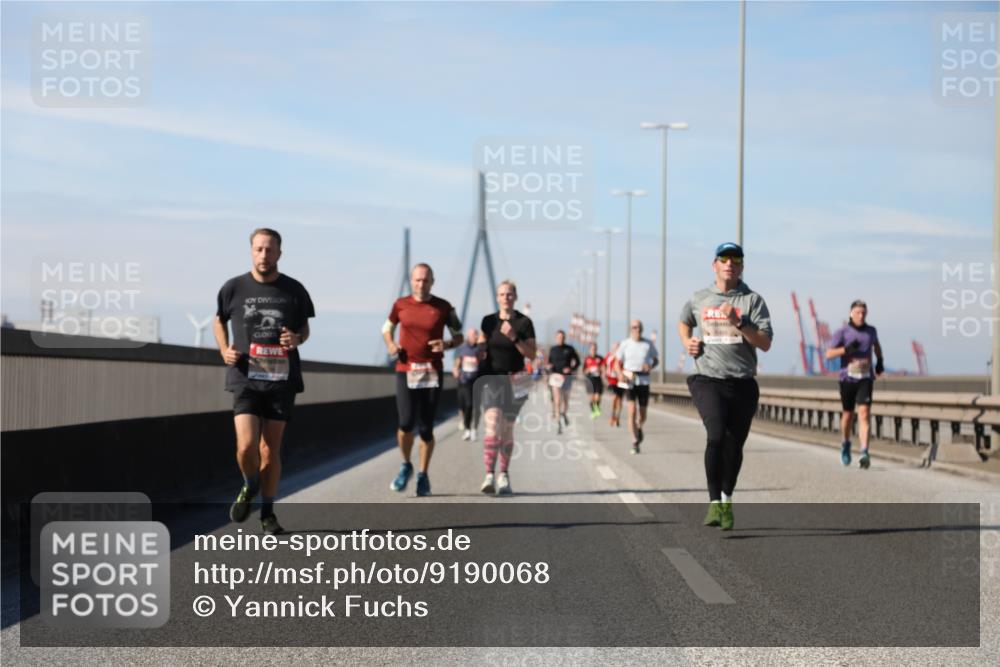 03.10.2025 - Köhlbrandbrückenlauf Yannick Fuchs http://msf.ph/oto/9190068 03.10.2025 11:49:53 Position 3  meine-sportfotos.de