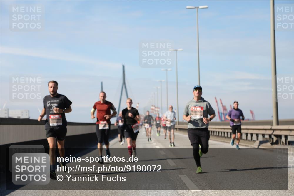 03.10.2025 - Köhlbrandbrückenlauf Yannick Fuchs http://msf.ph/oto/9190072 03.10.2025 11:49:53 Position 3  meine-sportfotos.de
