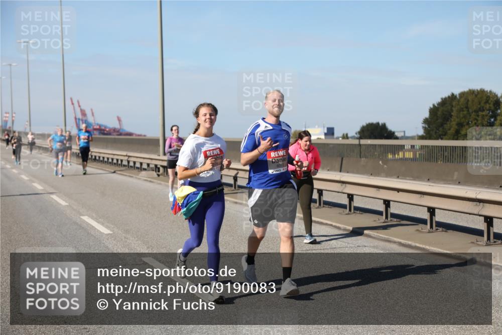 03.10.2025 - Köhlbrandbrückenlauf Yannick Fuchs http://msf.ph/oto/9190083 03.10.2025 12:09:57 Position 3 6072 meine-sportfotos.de