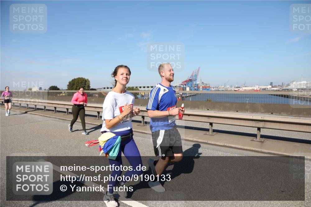 03.10.2025 - Köhlbrandbrückenlauf Yannick Fuchs http://msf.ph/oto/9190133 03.10.2025 12:09:59 Position 3  meine-sportfotos.de