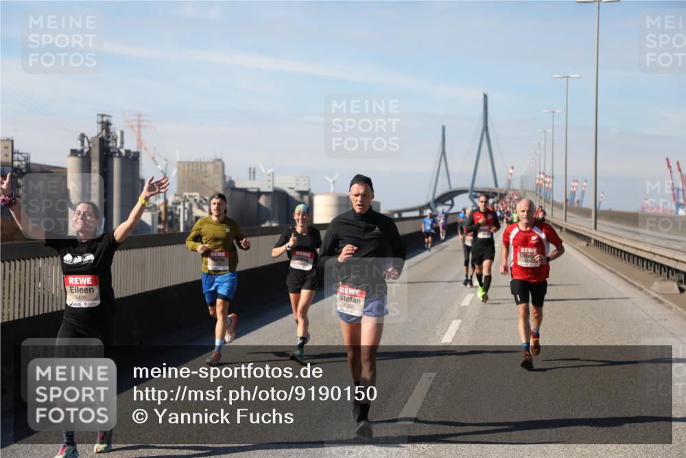 03.10.2025 - Köhlbrandbrückenlauf Yannick Fuchs http://msf.ph/oto/9190150 03.10.2025 11:50:03 Position 3 6409, 6233 meine-sportfotos.de