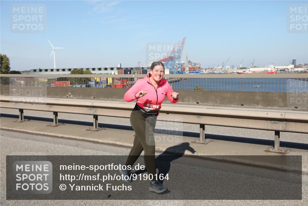 03.10.2025 - Köhlbrandbrückenlauf Yannick Fuchs http://msf.ph/oto/9190164 03.10.2025 12:10:01 Position 3  meine-sportfotos.de
