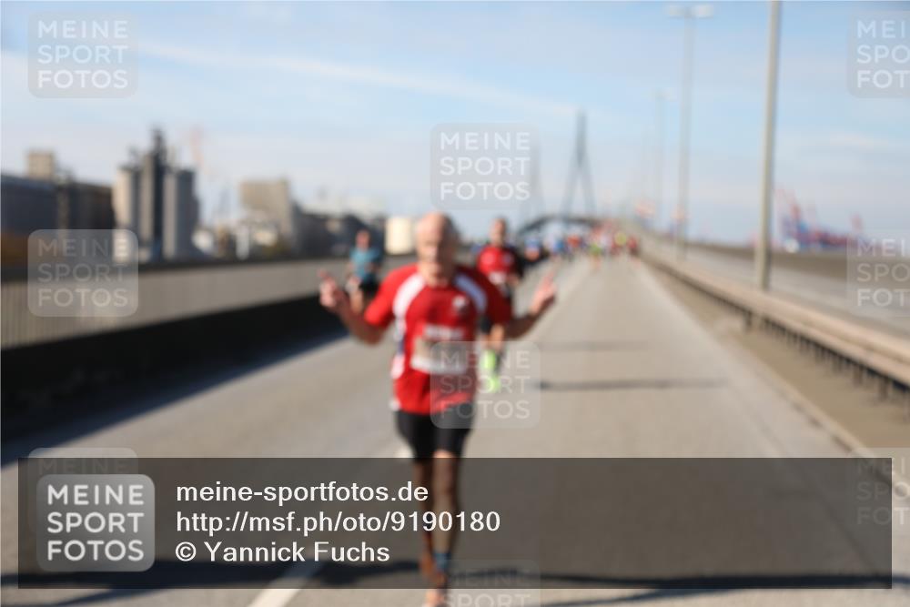 03.10.2025 - Köhlbrandbrückenlauf Yannick Fuchs http://msf.ph/oto/9190180 03.10.2025 11:50:06 Position 3  meine-sportfotos.de