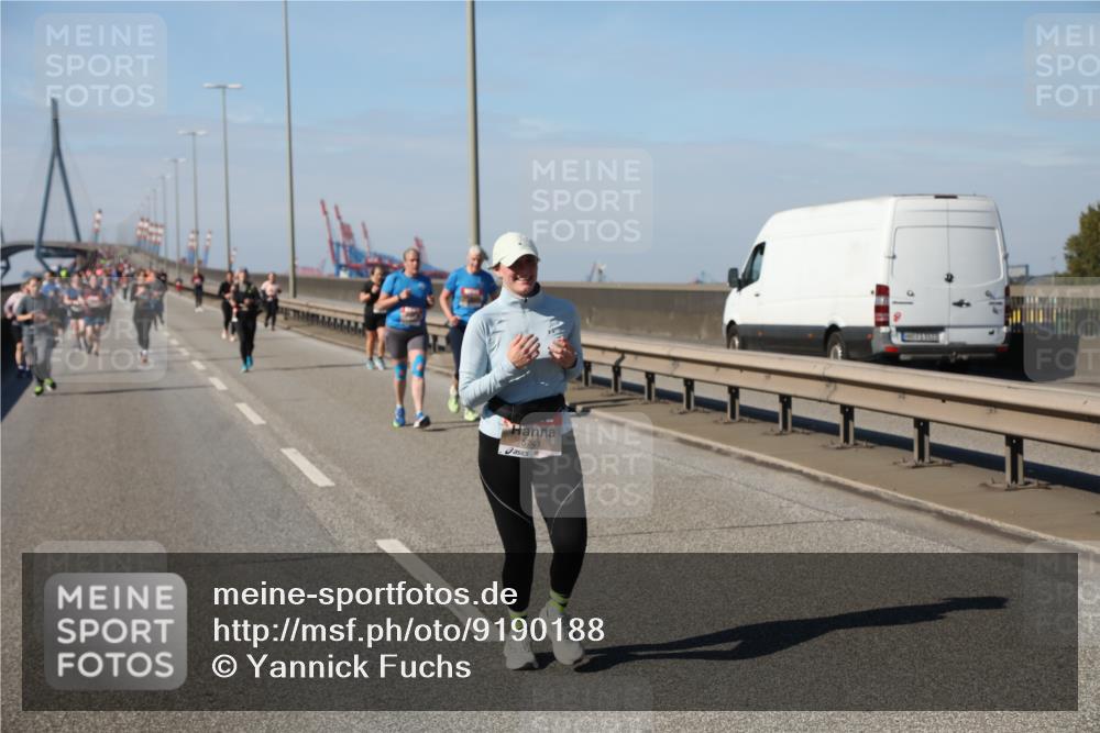 03.10.2025 - Köhlbrandbrückenlauf Yannick Fuchs http://msf.ph/oto/9190188 03.10.2025 12:10:04 Position 3 5741 meine-sportfotos.de