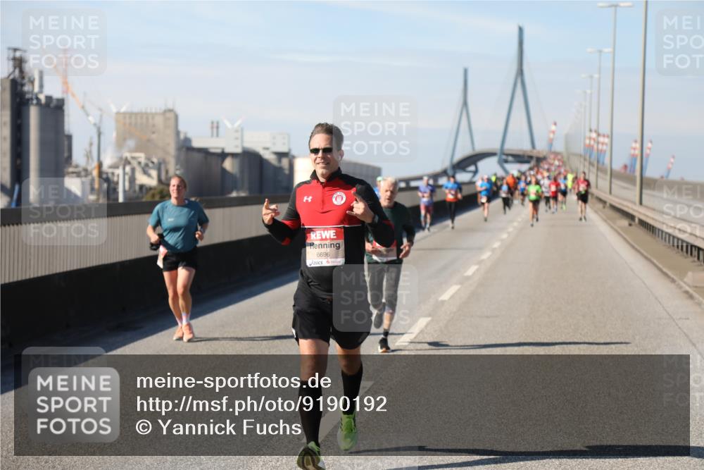 03.10.2025 - Köhlbrandbrückenlauf Yannick Fuchs http://msf.ph/oto/9190192 03.10.2025 11:50:08 Position 3 6696 meine-sportfotos.de