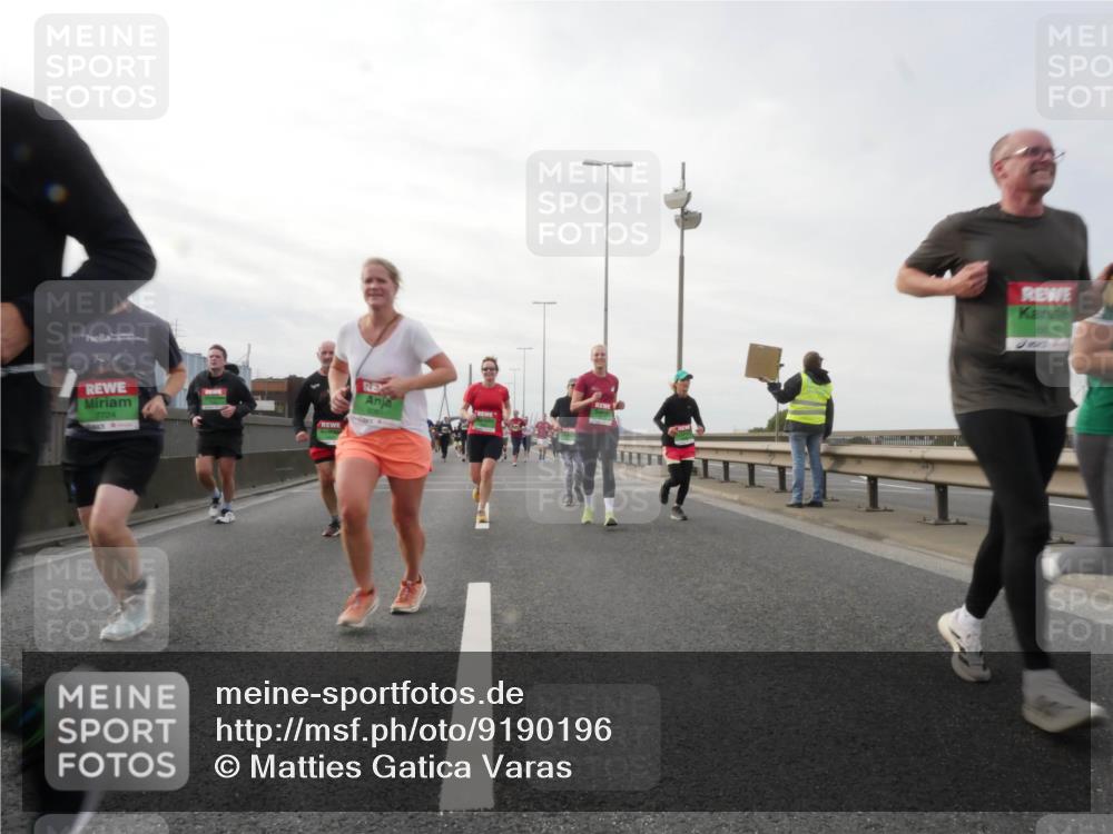 03.10.2025 - Köhlbrandbrückenlauf Matties Gatica Varas http://msf.ph/oto/9190196 03.10.2025 16:01:16 Position 3  meine-sportfotos.de