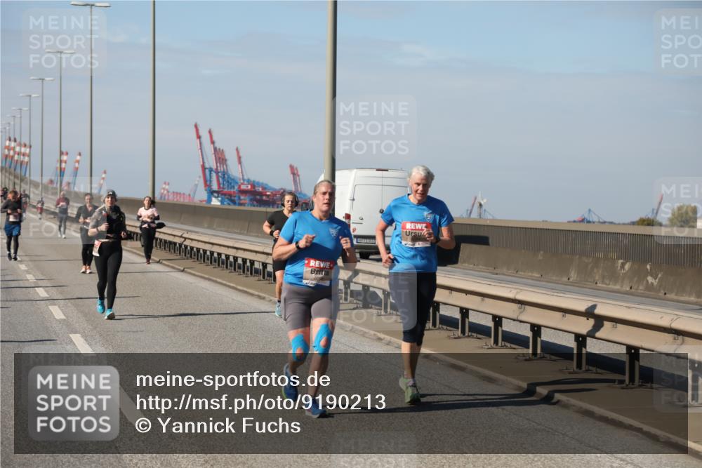 03.10.2025 - Köhlbrandbrückenlauf Yannick Fuchs http://msf.ph/oto/9190213 03.10.2025 12:10:05 Position 3 5933 meine-sportfotos.de