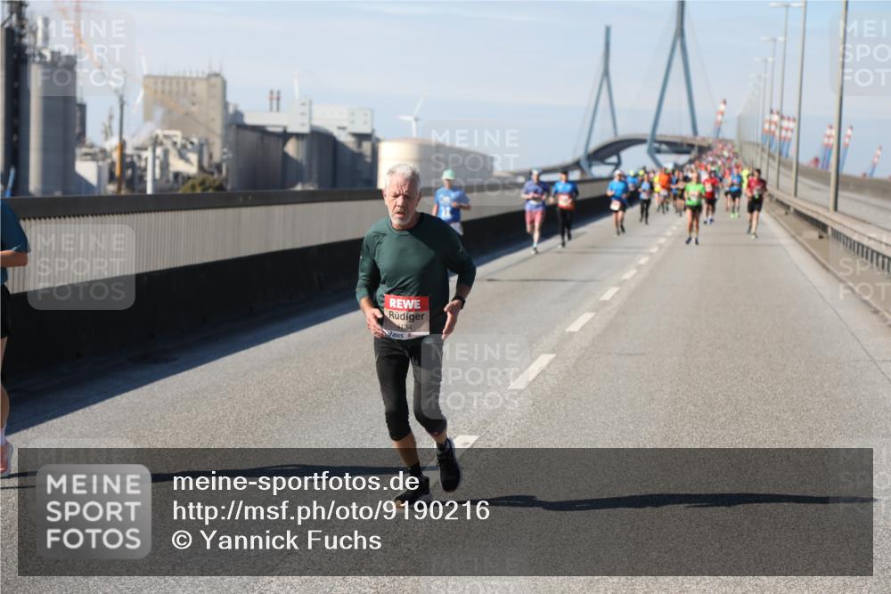 03.10.2025 - Köhlbrandbrückenlauf Yannick Fuchs http://msf.ph/oto/9190216 03.10.2025 11:50:09 Position 3  meine-sportfotos.de