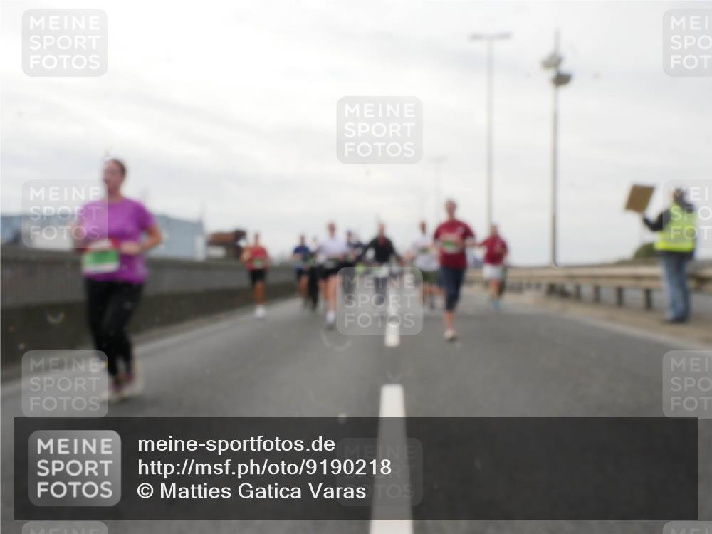03.10.2025 - Köhlbrandbrückenlauf Matties Gatica Varas http://msf.ph/oto/9190218 03.10.2025 16:01:22 Position 3  meine-sportfotos.de