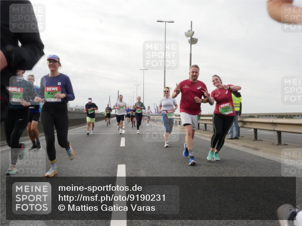 03.10.2025 - Köhlbrandbrückenlauf Matties Gatica Varas http://msf.ph/oto/9190231 03.10.2025 16:01:26 Position 3 19, 708 meine-sportfotos.de