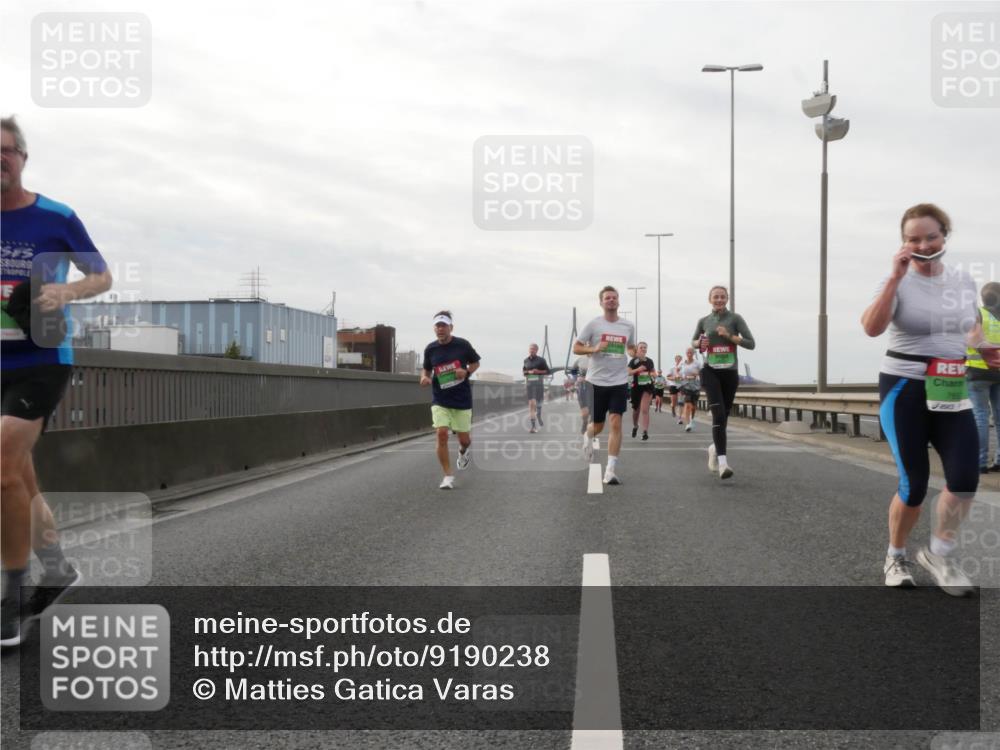 03.10.2025 - Köhlbrandbrückenlauf Matties Gatica Varas http://msf.ph/oto/9190238 03.10.2025 16:01:27 Position 3 585, 1800 meine-sportfotos.de