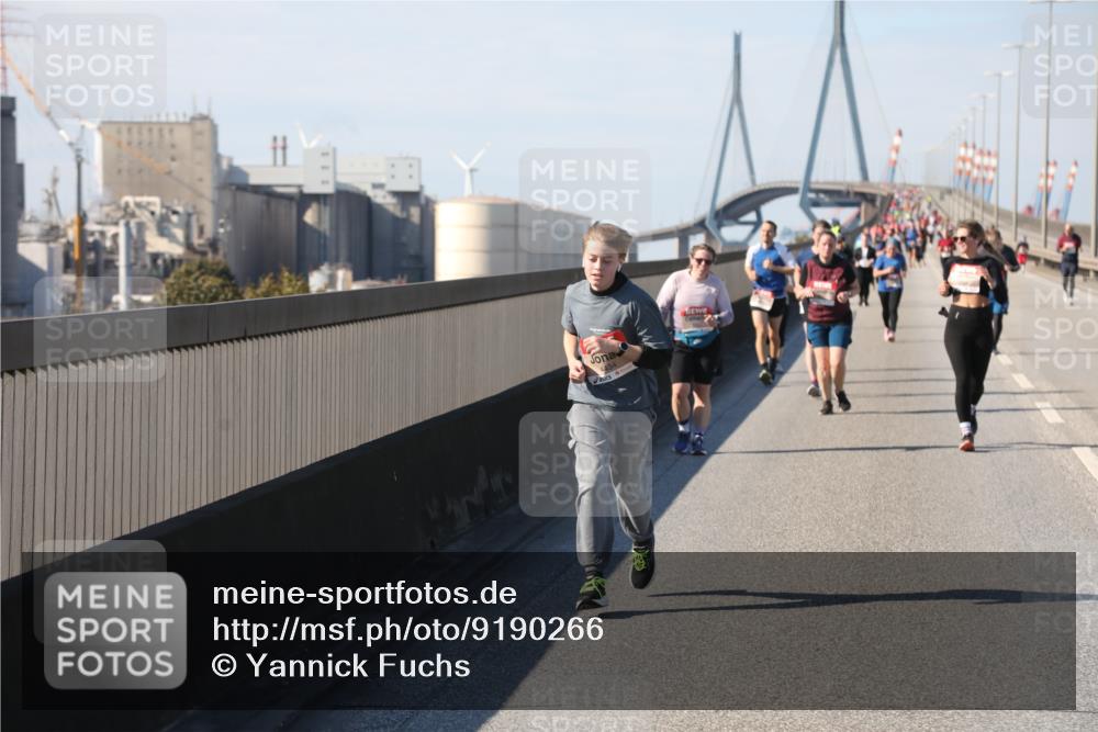 03.10.2025 - Köhlbrandbrückenlauf Yannick Fuchs http://msf.ph/oto/9190266 03.10.2025 12:10:08 Position 3  meine-sportfotos.de