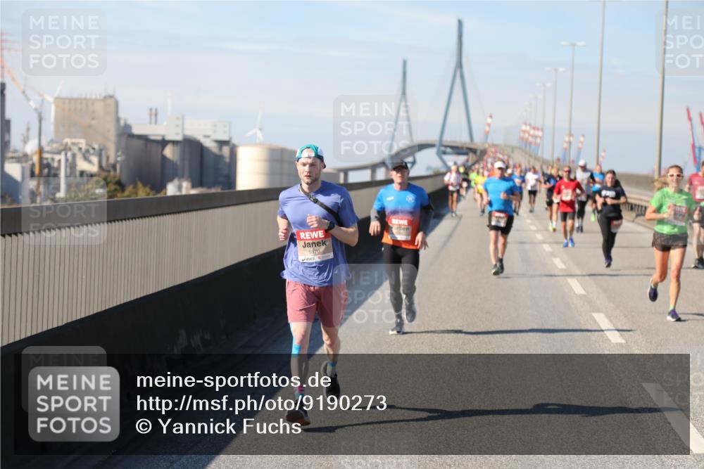 03.10.2025 - Köhlbrandbrückenlauf Yannick Fuchs http://msf.ph/oto/9190273 03.10.2025 11:50:19 Position 3 5970 meine-sportfotos.de