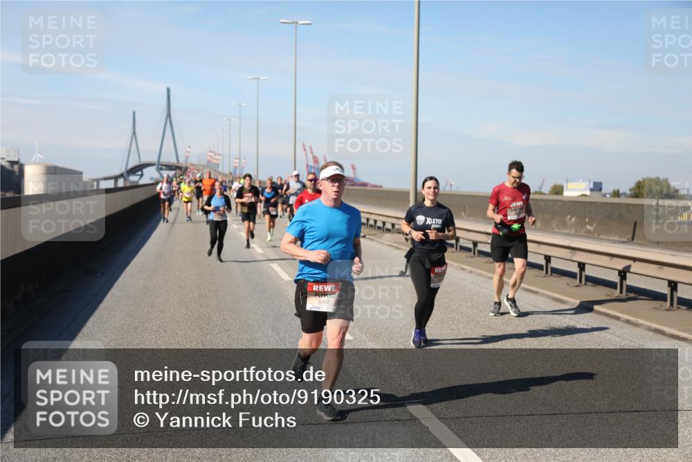03.10.2025 - Köhlbrandbrückenlauf Yannick Fuchs http://msf.ph/oto/9190325 03.10.2025 11:50:25 Position 3 5993 meine-sportfotos.de