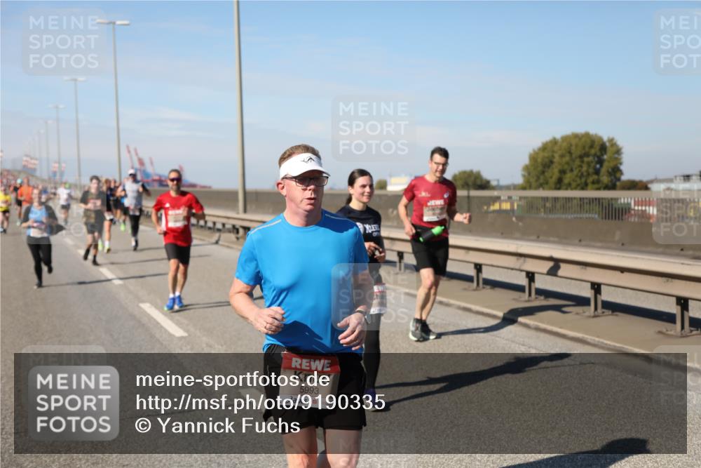 03.10.2025 - Köhlbrandbrückenlauf Yannick Fuchs http://msf.ph/oto/9190335 03.10.2025 11:50:26 Position 3 5993 meine-sportfotos.de