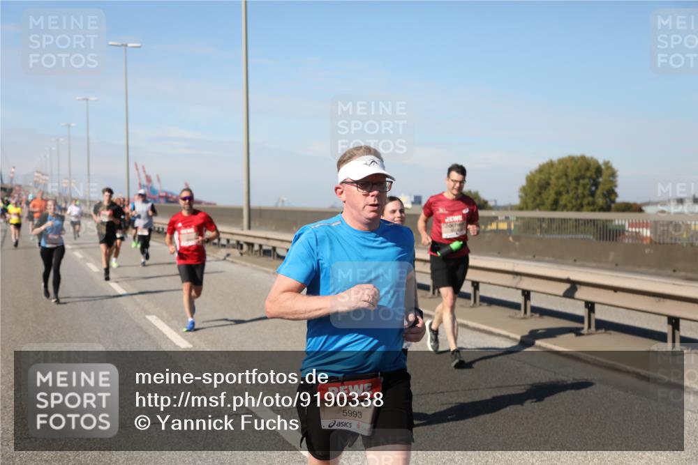 03.10.2025 - Köhlbrandbrückenlauf Yannick Fuchs http://msf.ph/oto/9190338 03.10.2025 11:50:26 Position 3 5993 meine-sportfotos.de
