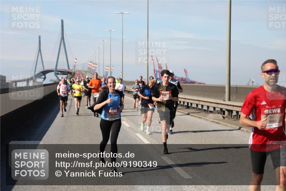 03.10.2025 - Köhlbrandbrückenlauf Yannick Fuchs http://msf.ph/oto/9190349 03.10.2025 11:50:28 Position 3 4195, 6850 meine-sportfotos.de